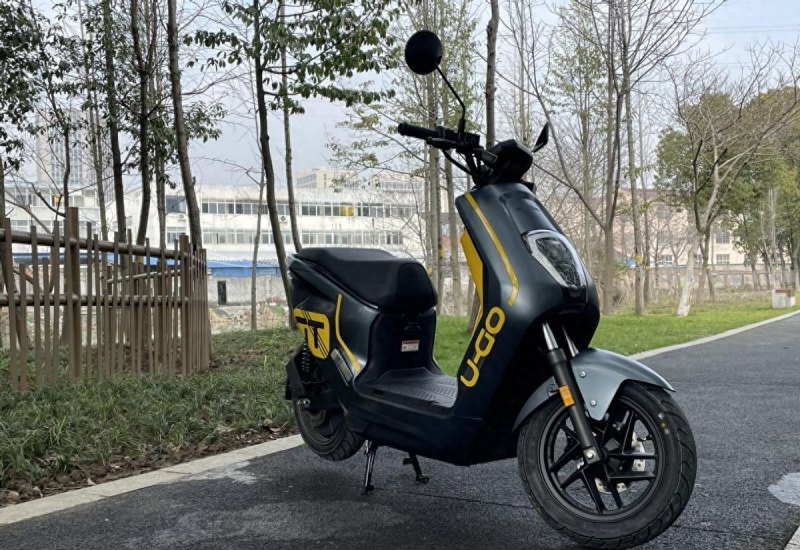 电动车怎么选?这3款车极速100码,续航150km,通勤、跑长途都够用 电动车怎么选?这3款车极速100码,续航150km,通勤、跑长途都够用