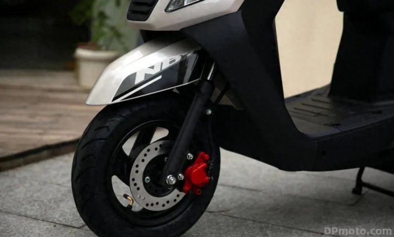 大道至简的“梦中情车” 五羊-本田NB-X125评测 大道至简的“梦中情车” 五羊-本田NB-X125评测