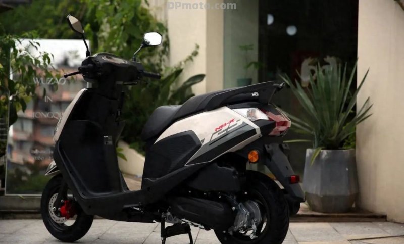 大道至简的“梦中情车” 五羊-本田NB-X125评测 大道至简的“梦中情车” 五羊-本田NB-X125评测