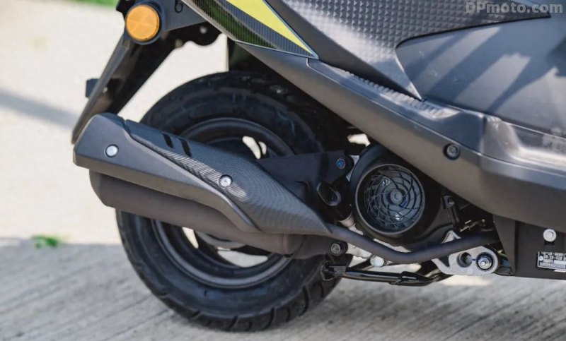 又轻又好玩：五羊-本田NB-X125