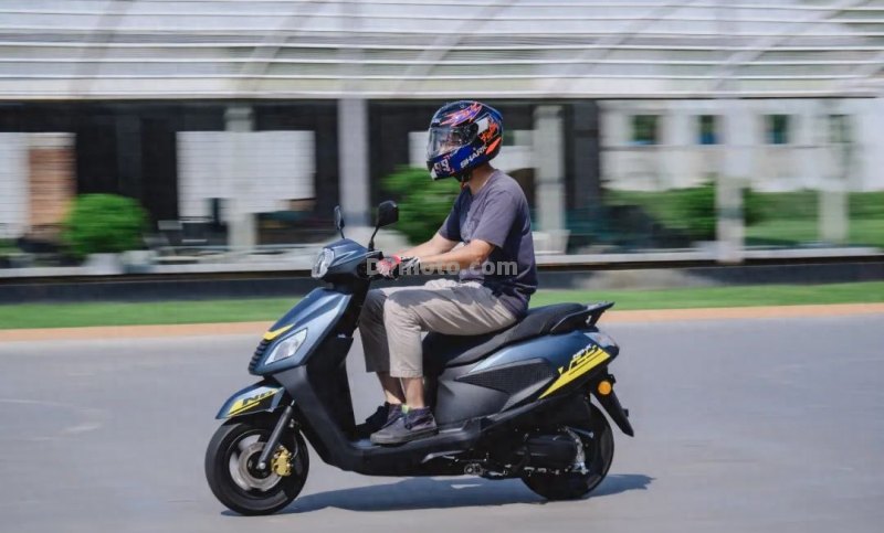 又轻又好玩：五羊-本田NB-X125