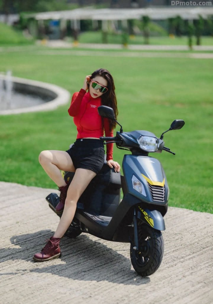 又轻又好玩：五羊-本田NB-X125
