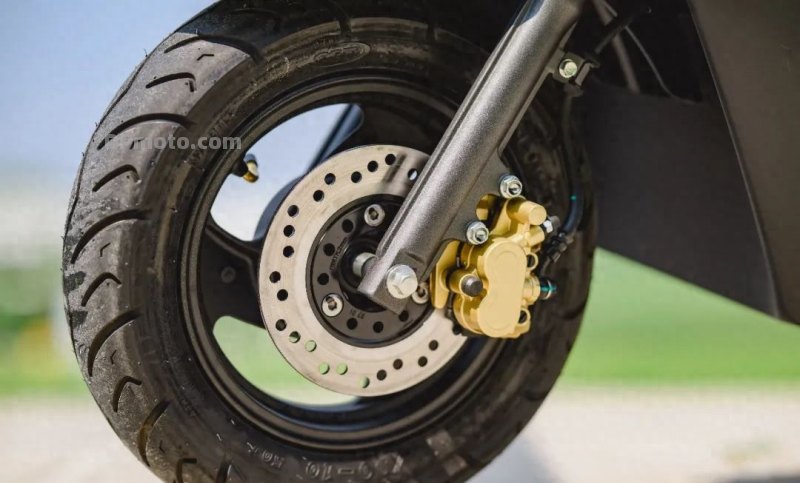 又轻又好玩：五羊-本田NB-X125